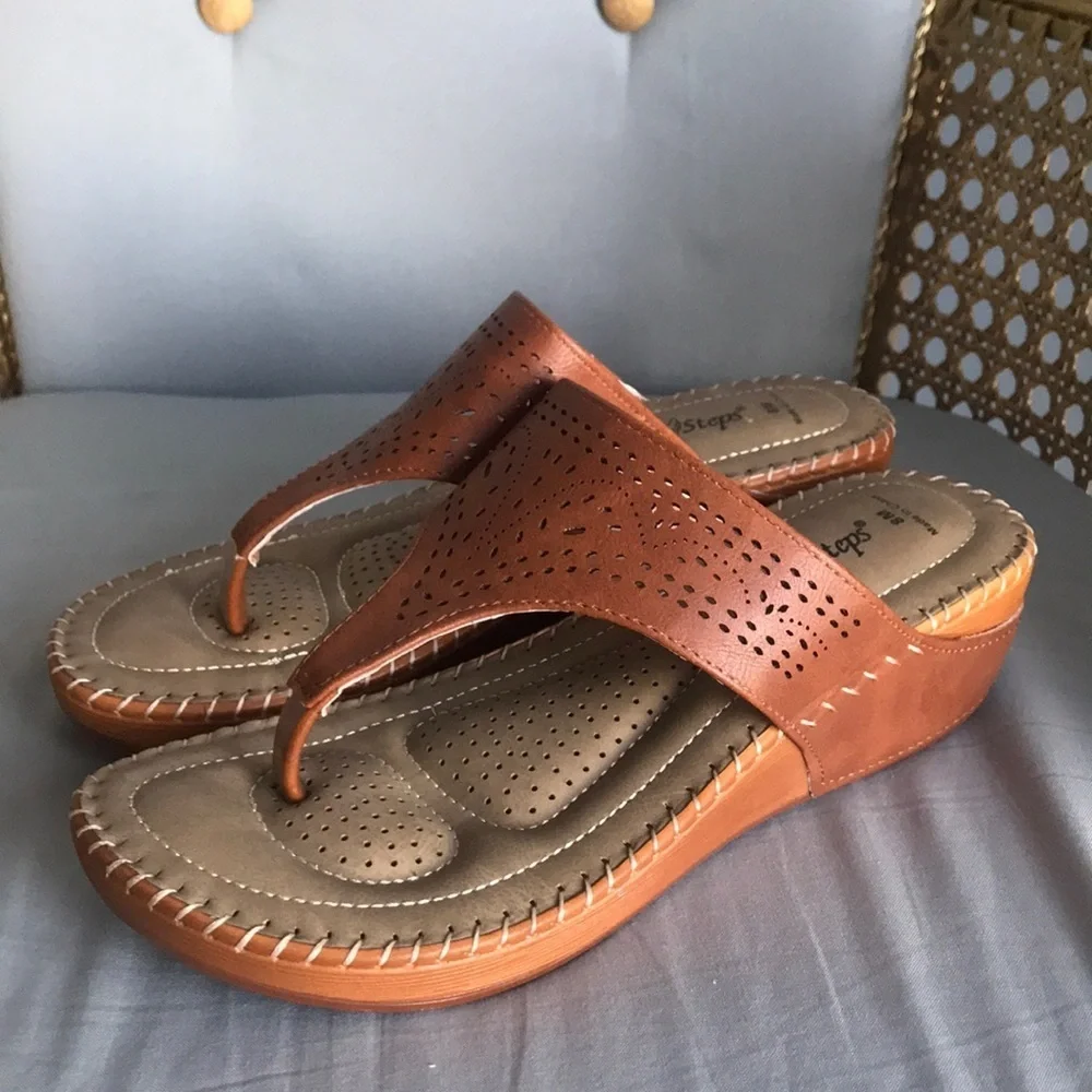 NEW Angel steps brown faux leather comfy slip on sandals size 8 - Picture 1 of 8